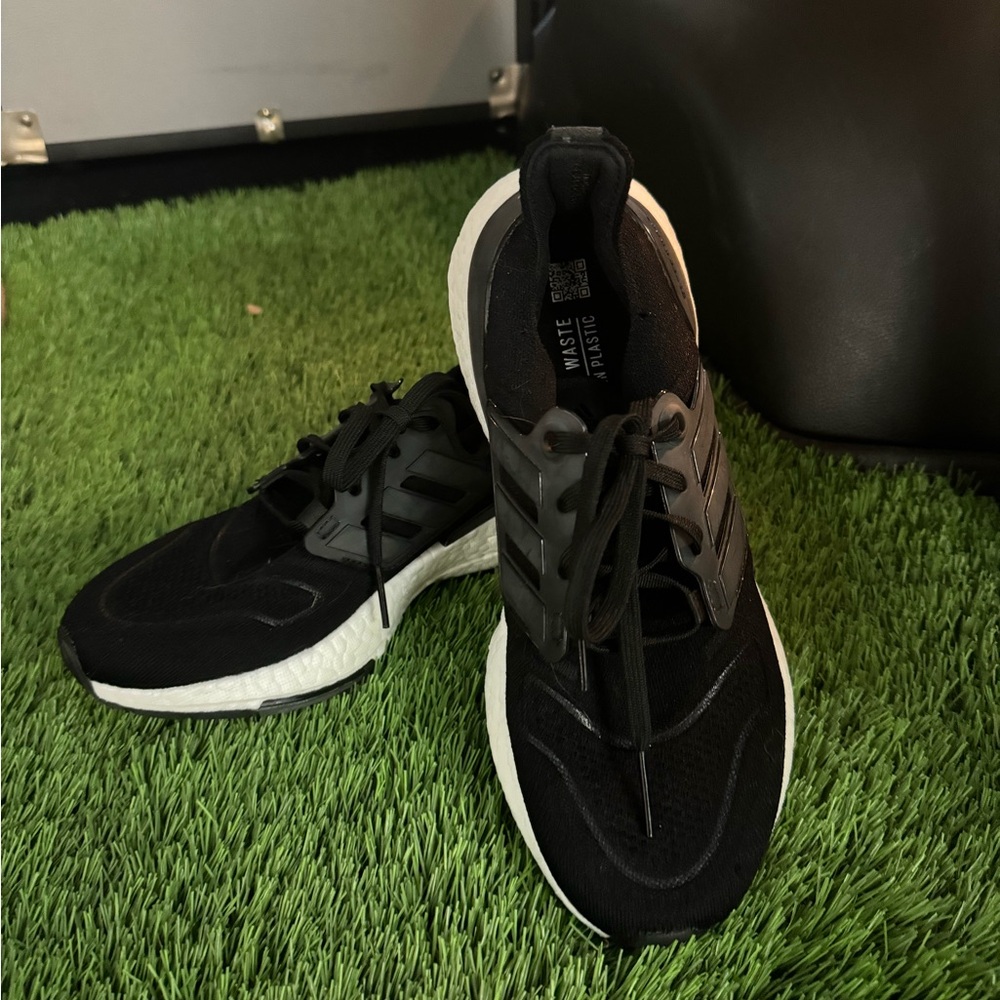 Adidas Running Ultraboost 22